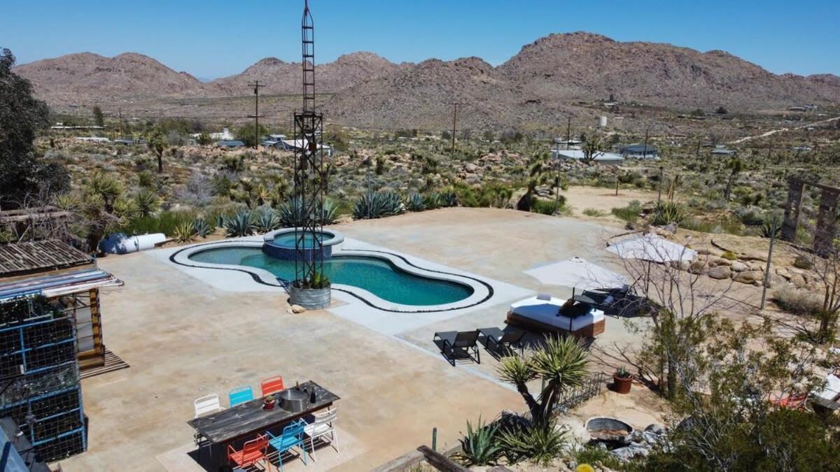 Renovated Lodge - Room 3 With Pool Access Joshua Tree Extérieur photo